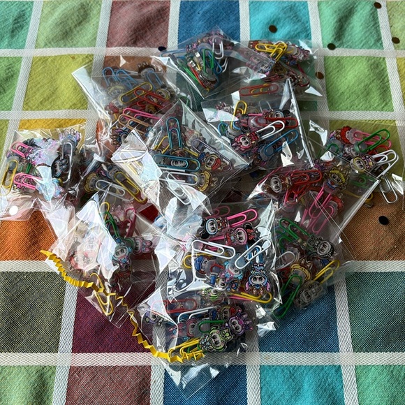 🖇️ Colorful LABUBU Paper Clips Set 🖇️ - Picture 7 of 16
